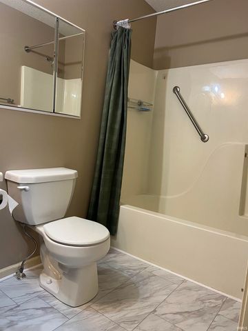 9503 Carmondy Crossing, New Haven, IN 46774