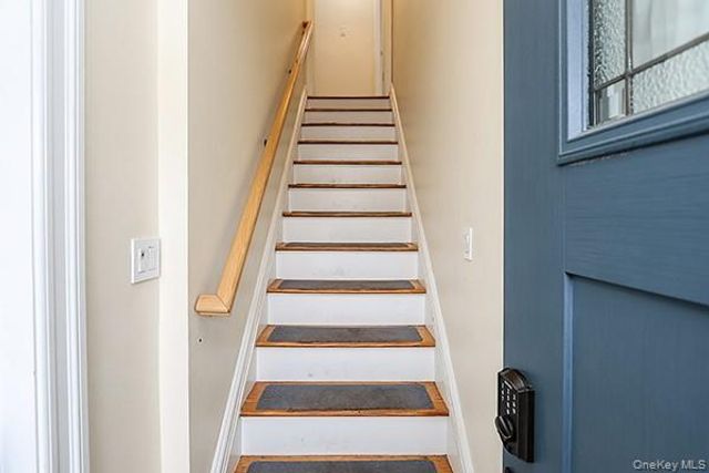 926 Second Avenue 2nd Floor, Franklin Square, NY 11010