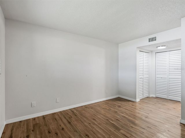 563 MIDWAY TRACK K203, Ocala, FL 34472