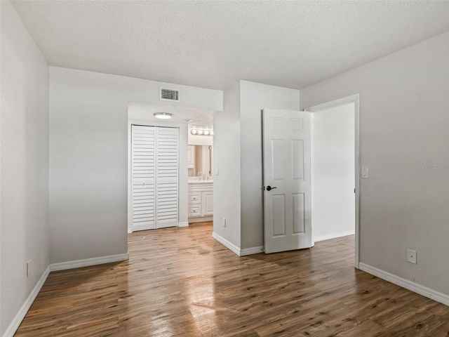 563 MIDWAY TRACK K203, Ocala, FL 34472