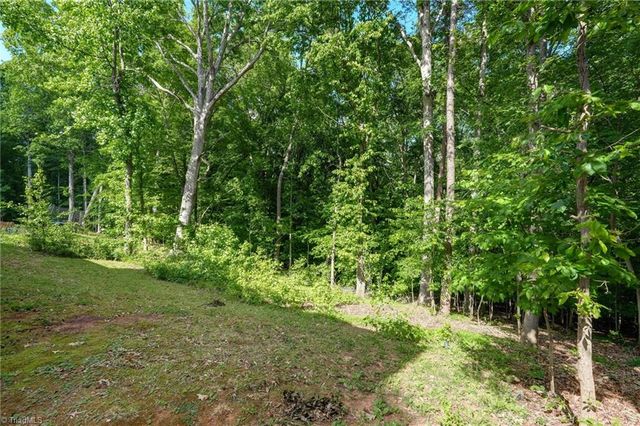 626 Creekridge Drive, Eden, NC 27288