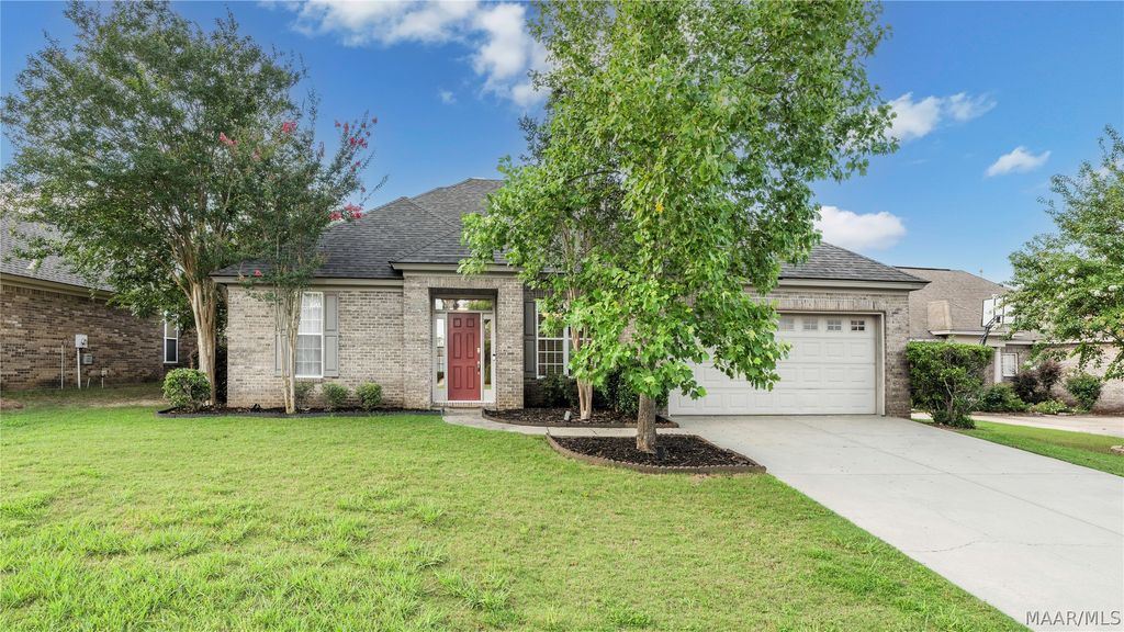 8981 AUTUMNBROOKE Way, Montgomery, AL 36117