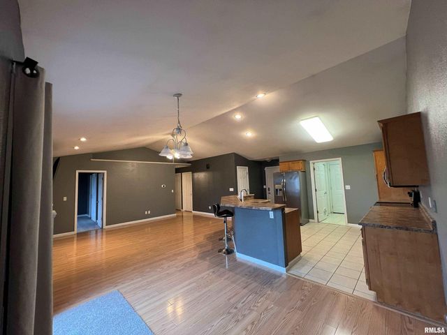 2709 Carl Prairie Drive, Springfield, IL 62703