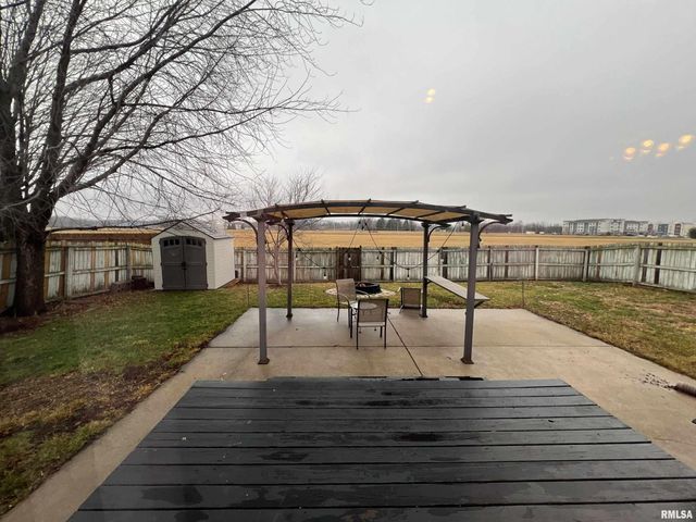 2709 Carl Prairie Drive, Springfield, IL 62703