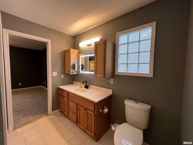 2709 Carl Prairie Drive, Springfield, IL 62703