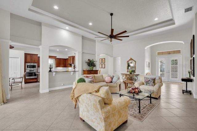 5853 PARKSET DRIVE, Lithia, FL 33547