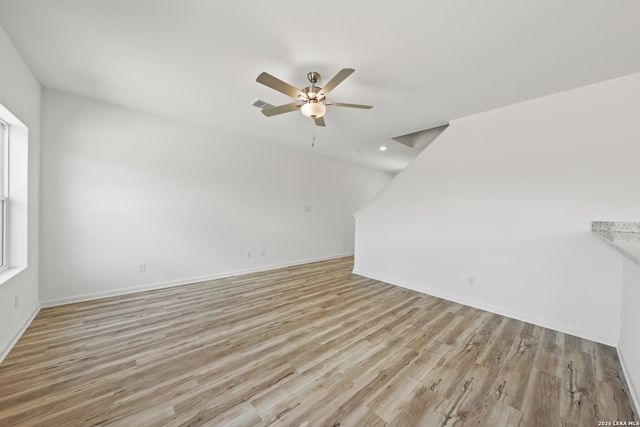 11523 Woodpecker Dr, San Antonio, TX 78223