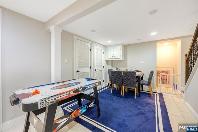 61 Roosevelt Street, Cresskill, NJ 07626