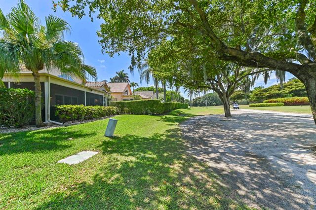6361 Evian Place, Boynton Beach, FL 33437
