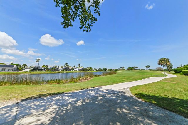 6361 Evian Place, Boynton Beach, FL 33437