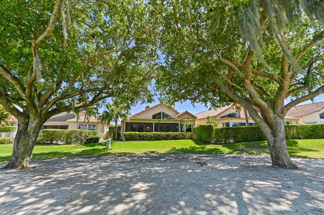 6361 Evian Place, Boynton Beach, FL 33437