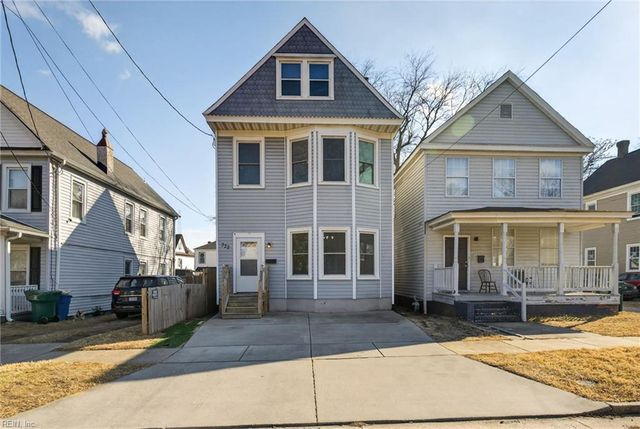 322 49th ST, Newport News, VA 23607