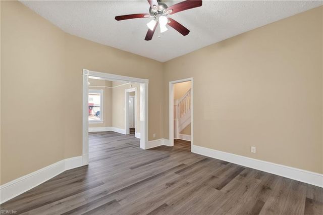 322 49th ST, Newport News, VA 23607