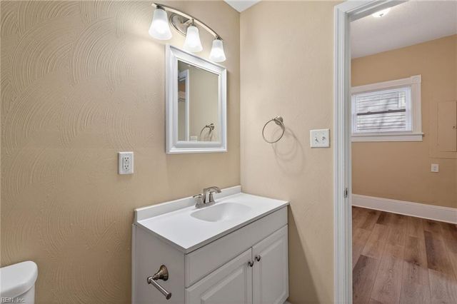 322 49th ST, Newport News, VA 23607