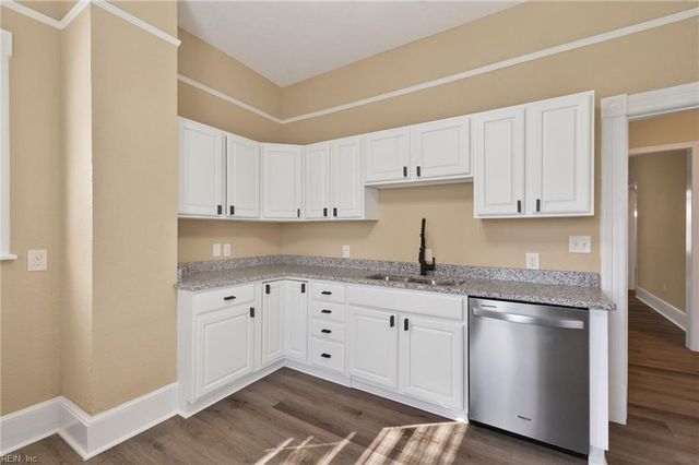 322 49th ST, Newport News, VA 23607