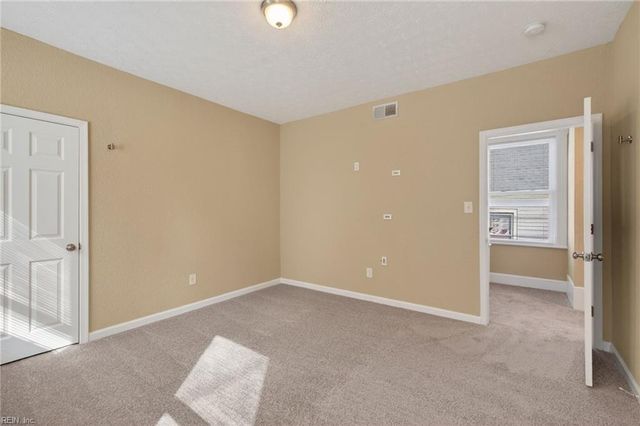 322 49th ST, Newport News, VA 23607