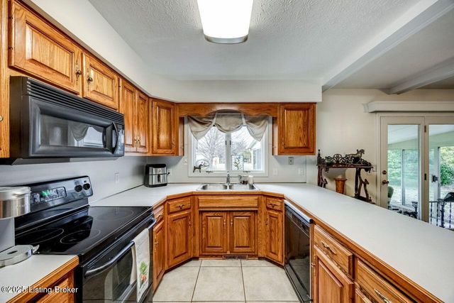 112 Venetian Way, Bardstown, KY 40004