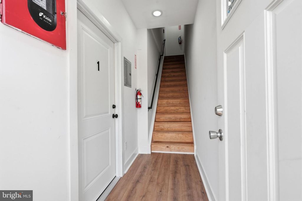 2532 CECIL B MOORE AVE, PHILADELPHIA, PA 19121 — photo 2