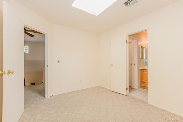 14 Mystic Circle, Bay Shore, NY 11706