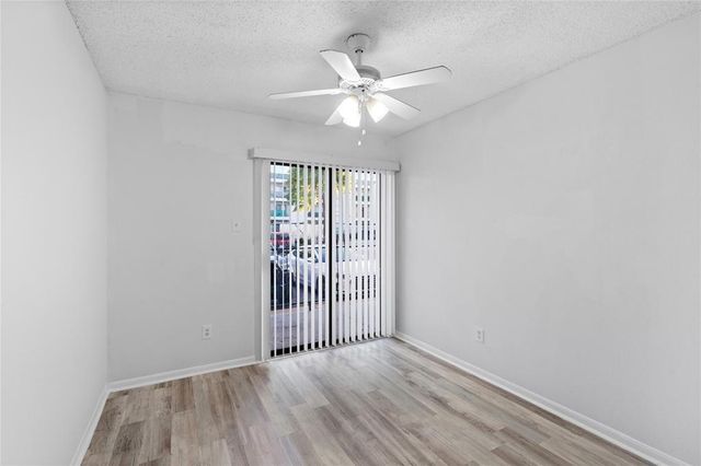2830 S Bartell Drive 9, Houston, TX 77054
