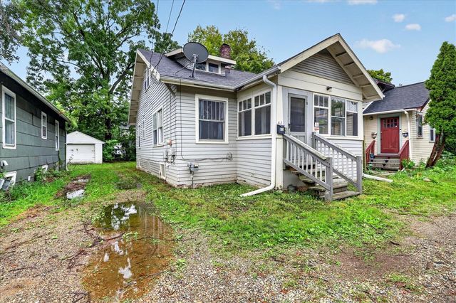 813 Hoffman Court, Kalamazoo, MI 49007