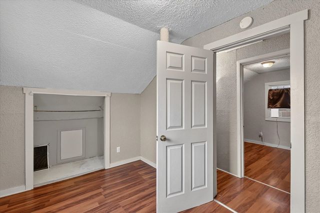813 Hoffman Court, Kalamazoo, MI 49007