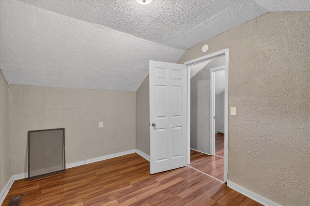 813 Hoffman Court, Kalamazoo, MI 49007