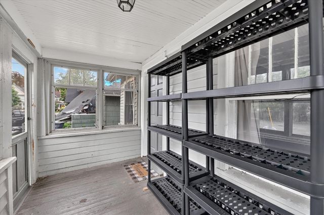 813 Hoffman Court, Kalamazoo, MI 49007
