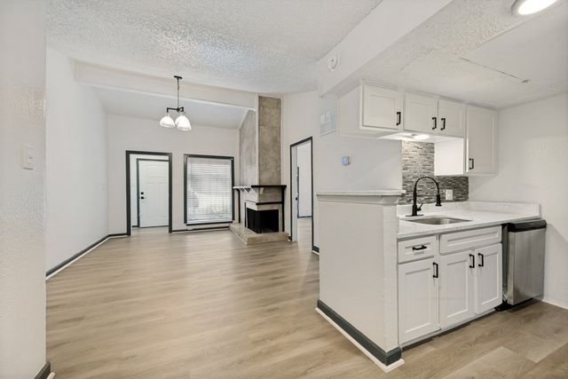 7152 Fair Oaks Avenue 2186, Dallas, TX 75231