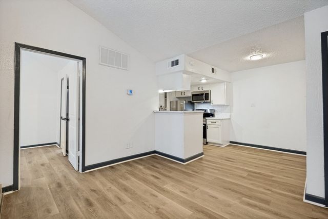 7152 Fair Oaks Avenue 2186, Dallas, TX 75231
