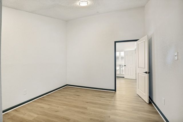 7152 Fair Oaks Avenue 2186, Dallas, TX 75231
