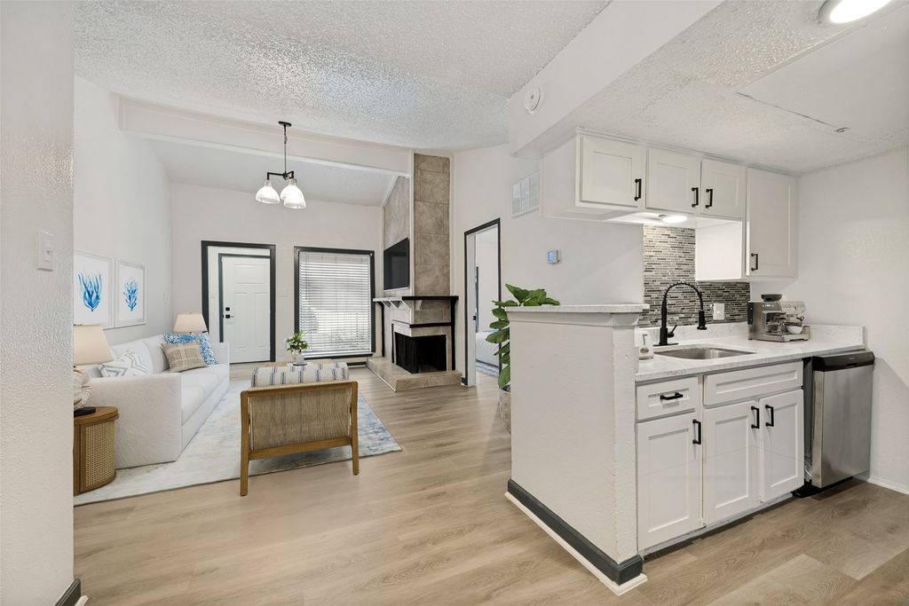 7152 Fair Oaks Avenue 2186, Dallas, TX 75231