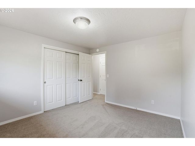 5010 Ne 41ST Ave, Portland, OR 97211