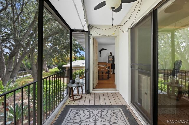 11322 W Bayshore Drive, Crystal River, FL 34429