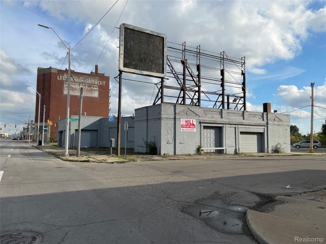 11019 W Grand River Avenue, Detroit, MI 48204