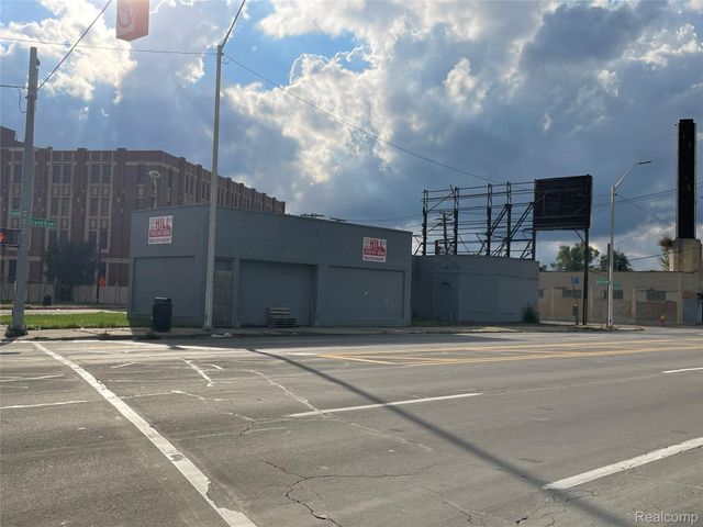 11019 W Grand River Avenue, Detroit, MI 48204