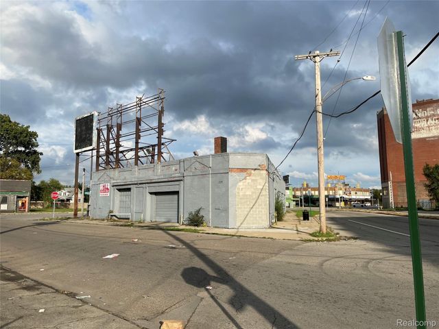11019 W Grand River Avenue, Detroit, MI 48204