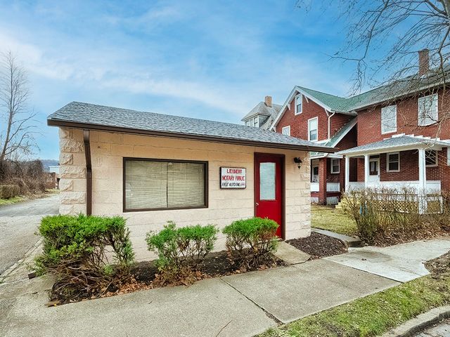 362 Fifth Avenue, New Kensington, PA 15068