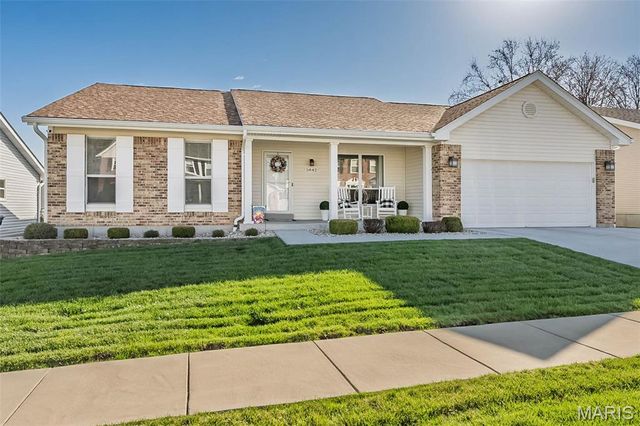 5842 Westcliffe Drive, St Louis, MO 63129