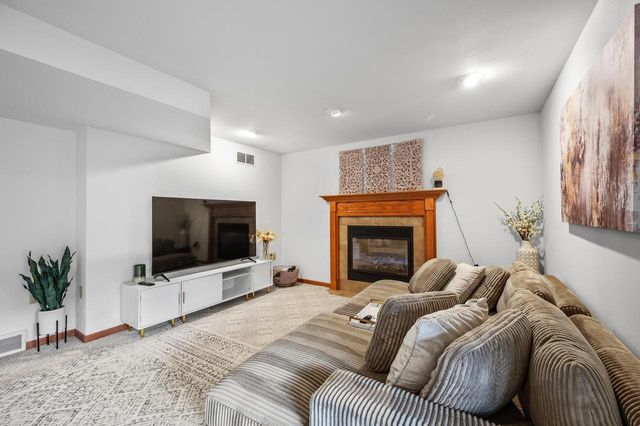 3509 Cosgrove DRIVE, Madison, WI 53719