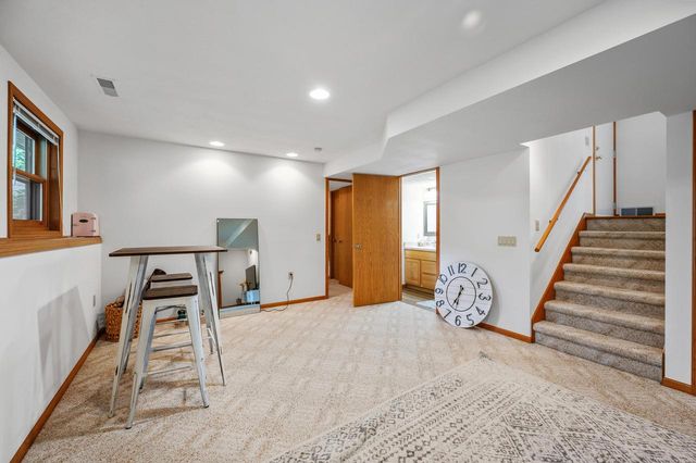 3509 Cosgrove DRIVE, Madison, WI 53719
