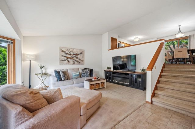3509 Cosgrove DRIVE, Madison, WI 53719