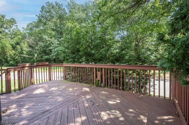 10 Driftwood Dr, Franklin Twp., NJ 08873