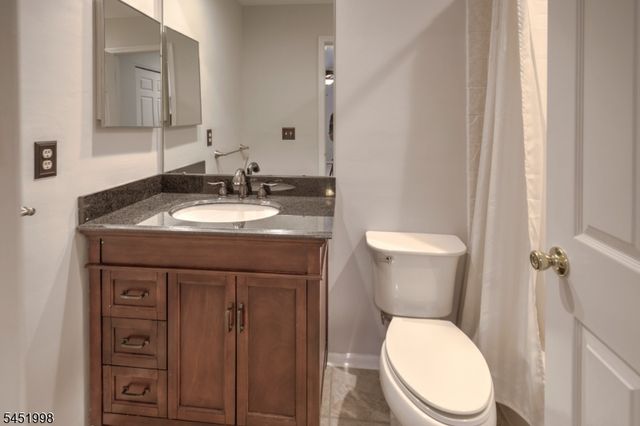 10 Driftwood Dr, Franklin Twp., NJ 08873