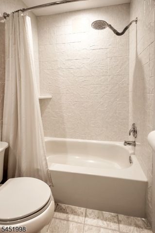 10 Driftwood Dr, Franklin Twp., NJ 08873
