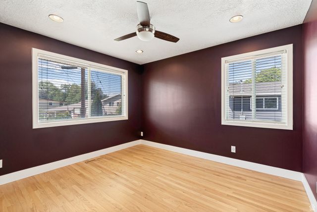 5440 S DUNBARTON DR, Murray, UT 84117