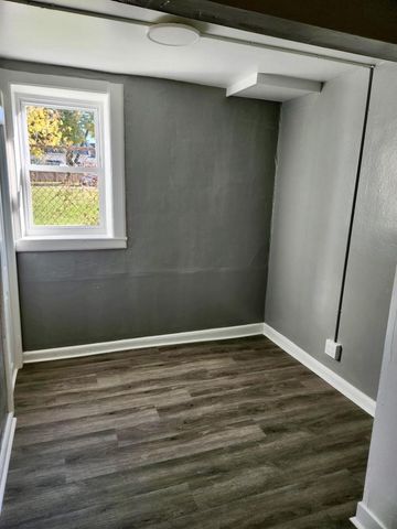 1813 Burnham STREET, Milwaukee, WI 53204