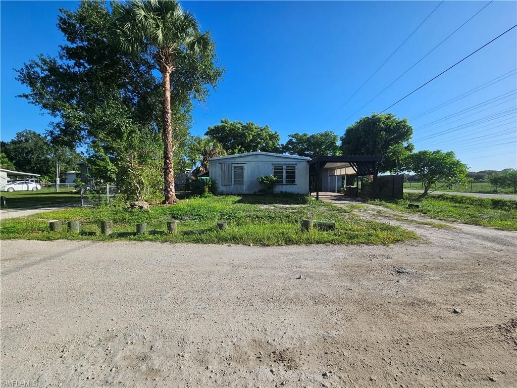 18210 Deuce RD, NORTH FORT MYERS, FL 33917 — exterior