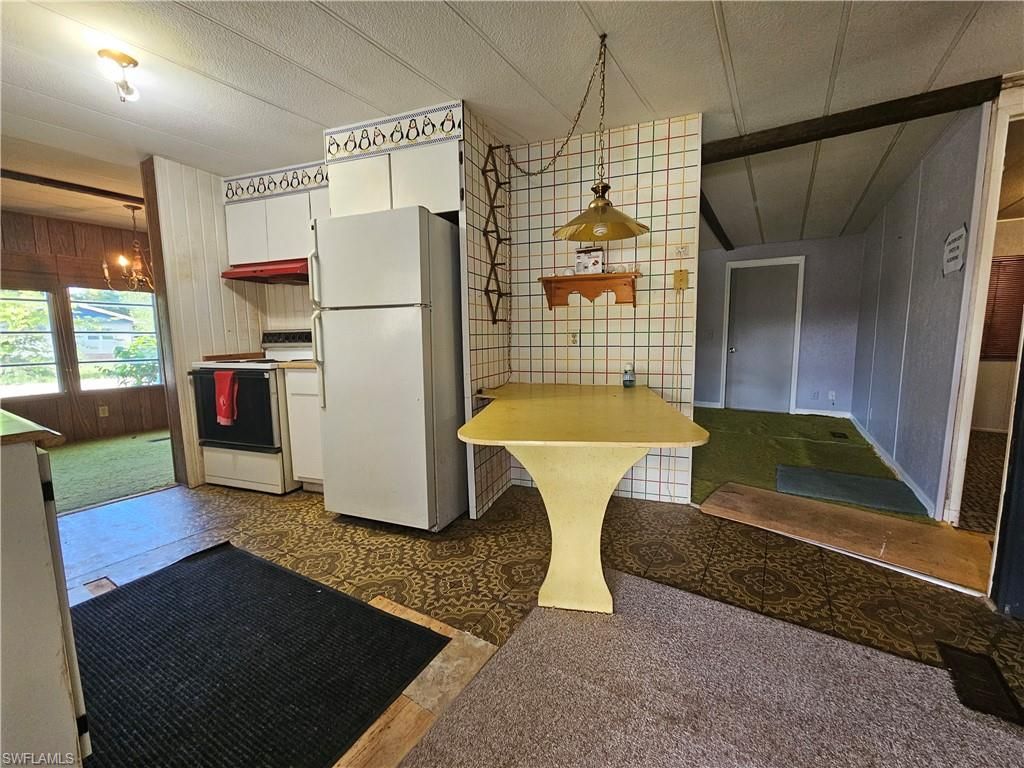 18210 Deuce RD, NORTH FORT MYERS, FL 33917 — photo 4