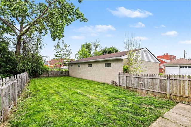 305 Hickman St, Bridgeville, PA 15017